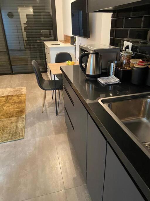 Lovely Flat In The Center 36 Apartment Тел Авив Екстериор снимка